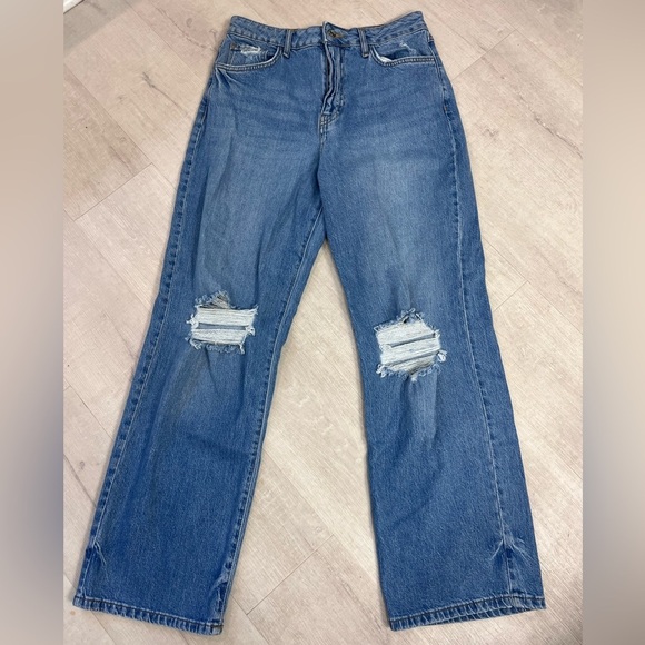 Forever 21 Jeans Hole in Knees High Waisted - Picture 1 of 6